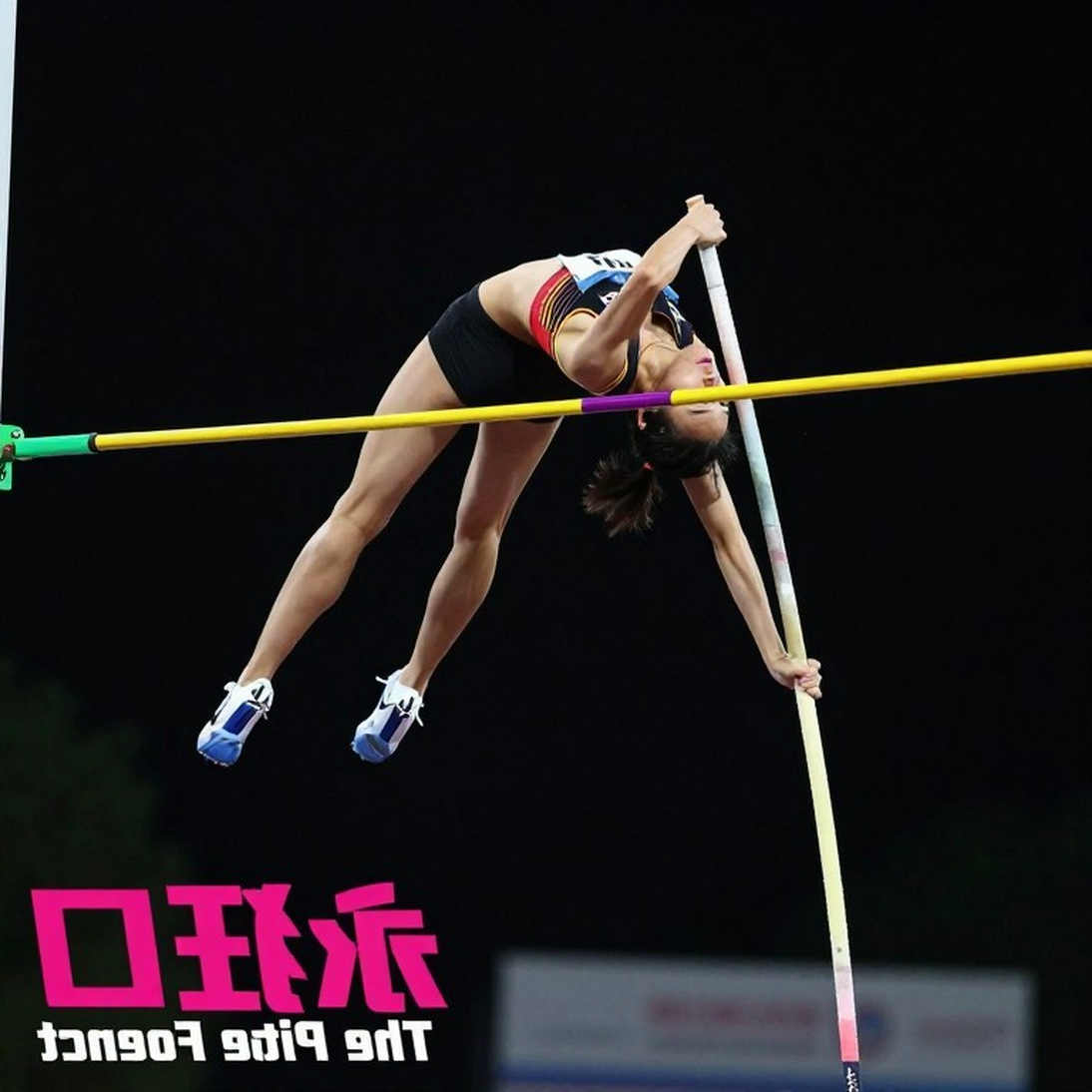 Từ DESCENTE 2026 đến Swift Suit Sydney 2026: đường chạy học cách mặc, và cái giá kỹ thuật phía sau