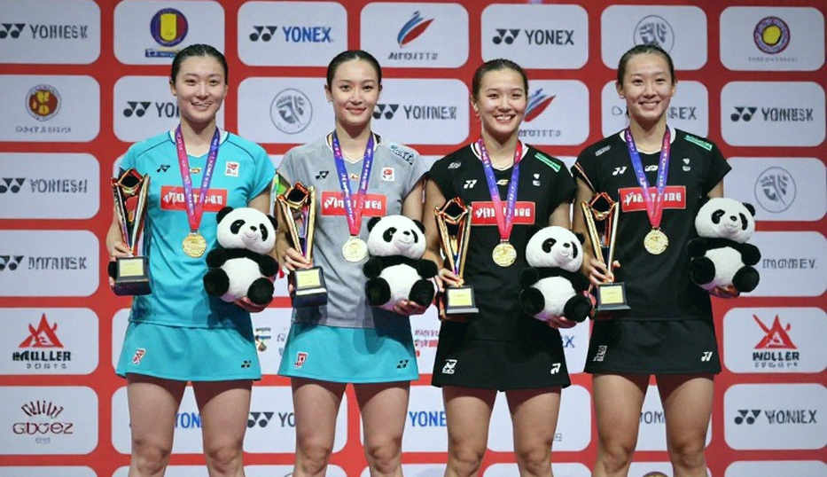 Ashmita Chaliha chất vấn BWF: Khi sân cầu lông mù khói và tiêu chuẩn hai tầng
