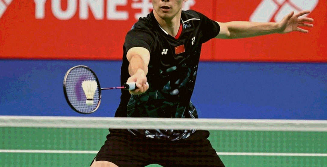 Nguyễn Tiến Minh thắng vòng loại Vietnam Open 2026: Lão tướng 43 tuổi đọc trận đấu bằng không gian Nguyễn Tiến Minh thắng vòng loại Vietnam Open 2026: Lão tướng 43 tuổi đọc trận đấu bằng không gian
