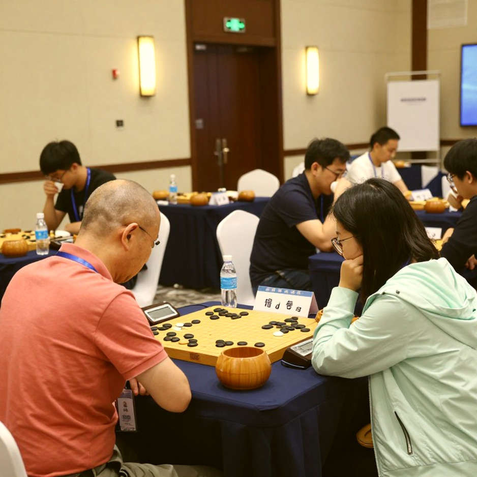 Fyers American Gambits khởi đầu ấn tượng tại Giải cờ vua thế giới 2026: Sindarov đánh bại Anand, đội thắng 10-4