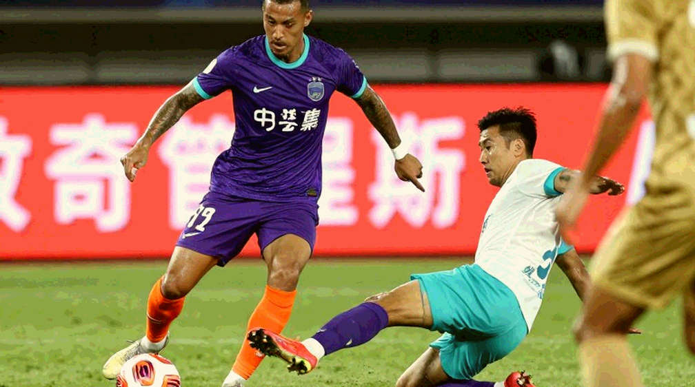 V.League 2026-2026: Tiếng ồn chuyển nhượng và tín hiệu thật nằm ở cấu trúc hợp đồng