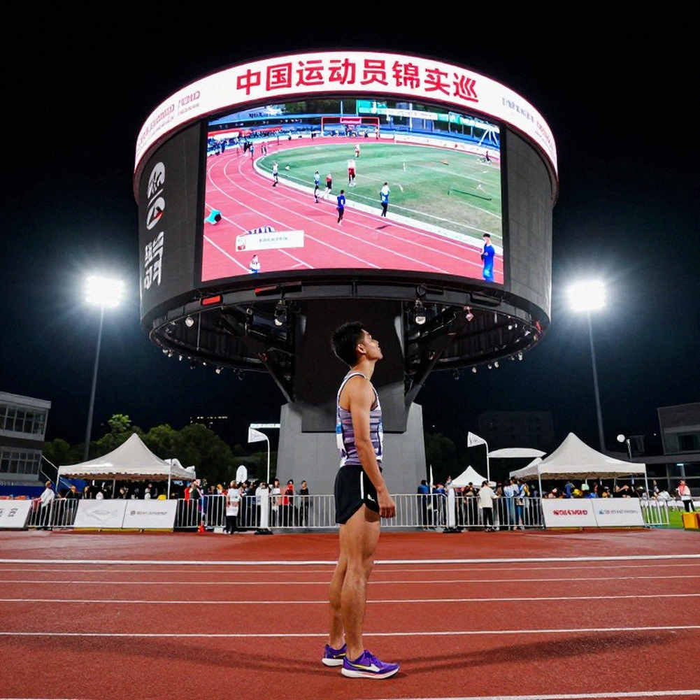 Jemma Reekie: Kỷ lục road mile châu Âu không che được khoảng trống 800m Jemma Reekie: Kỷ lục road mile châu Âu không che được khoảng trống 800m