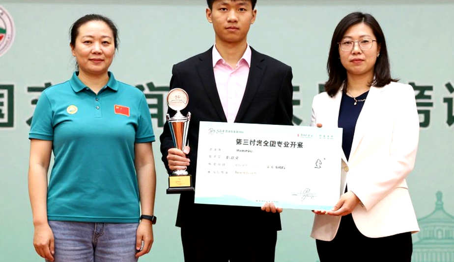 Nhịp bước của Nguyễn Thị Oanh ở SEA Games 32: Tôi tua lại cảnh rào cuối để tìm câu trả lời