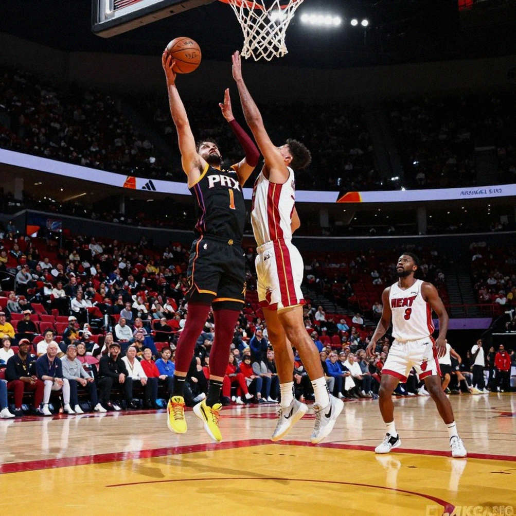 Houston Rockets coi Amen Thompson là 'bất khả xâm phạm': 208 triệu USD, mô hình định giá nội bộ và vùng xám của trần lương